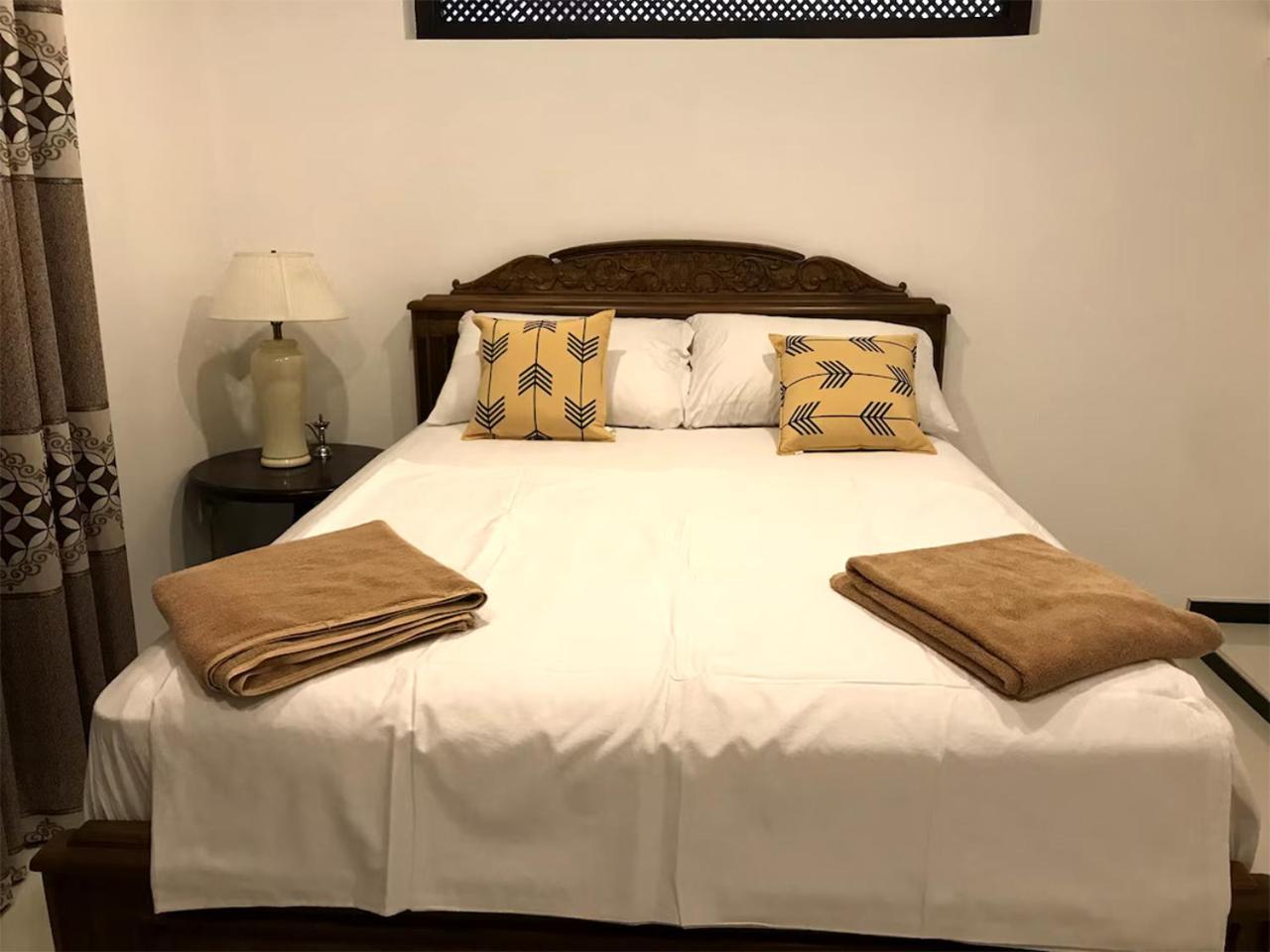 Sea Breeze Guest House Negombo Exterior foto