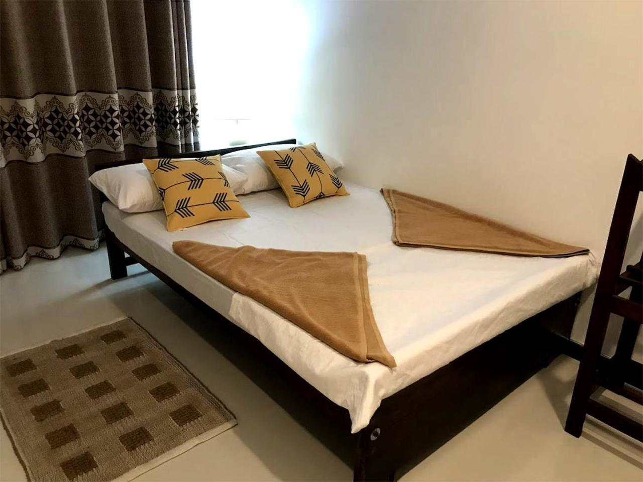 Sea Breeze Guest House Negombo Exterior foto