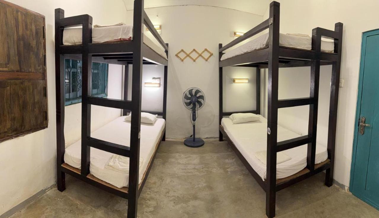 Sea Breeze Guest House Negombo Habitación foto